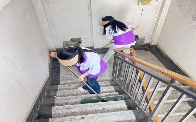 image32