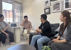 暖心家访传温情家校协同育新人——工商管理学院开展走读学生家访活动