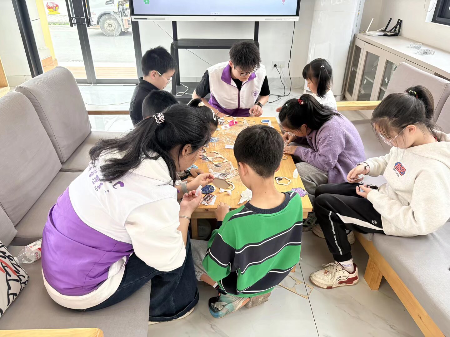 Image_1775974778401_399